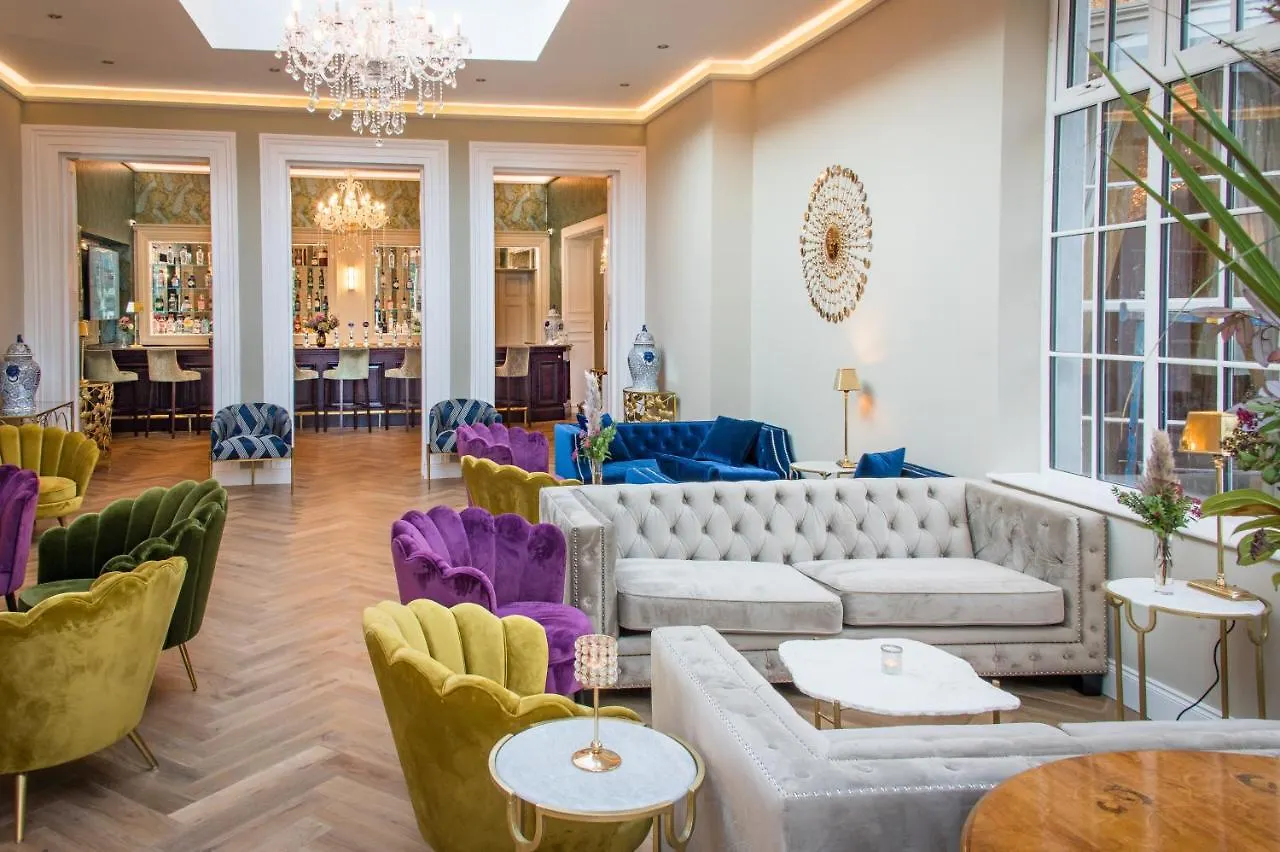 Cork'S Vienna Woods Hotel & Villas  Корк