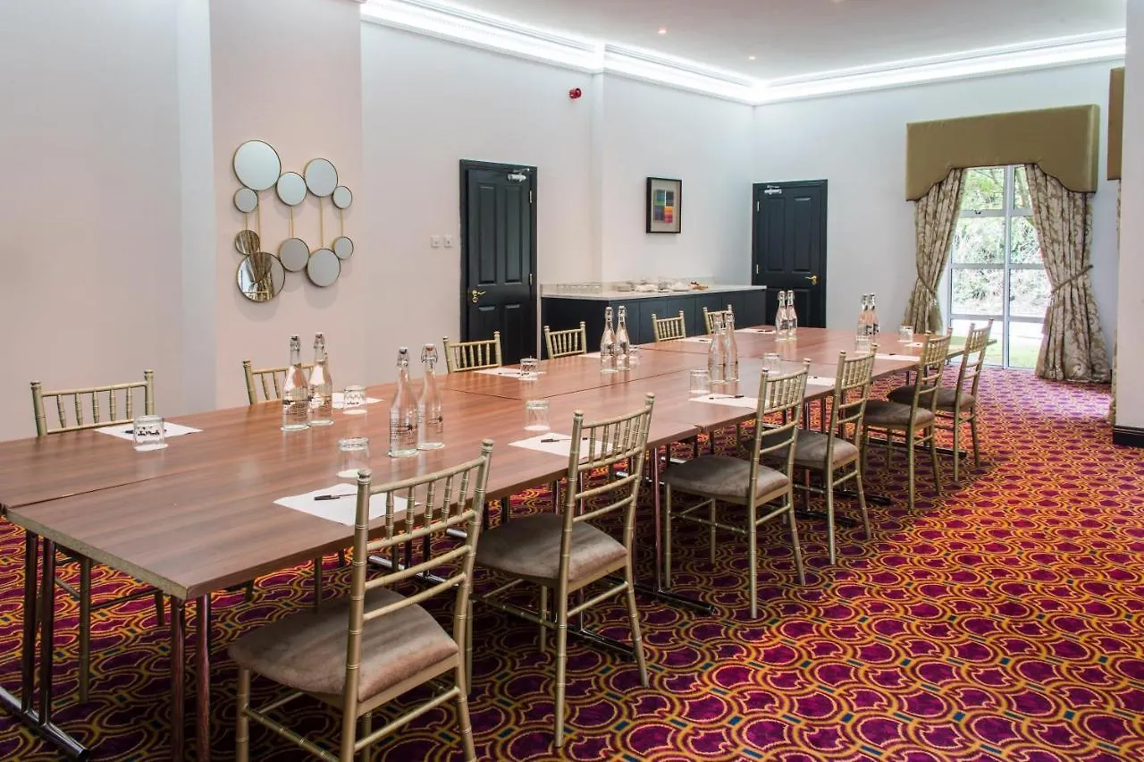 Cork'S Vienna Woods Hotel & Villas