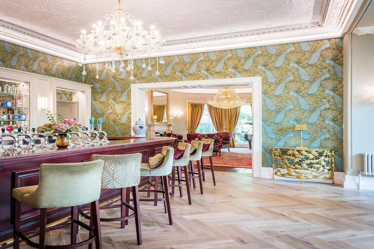 Cork'S Vienna Woods Hotel & Villas 4*, Cork