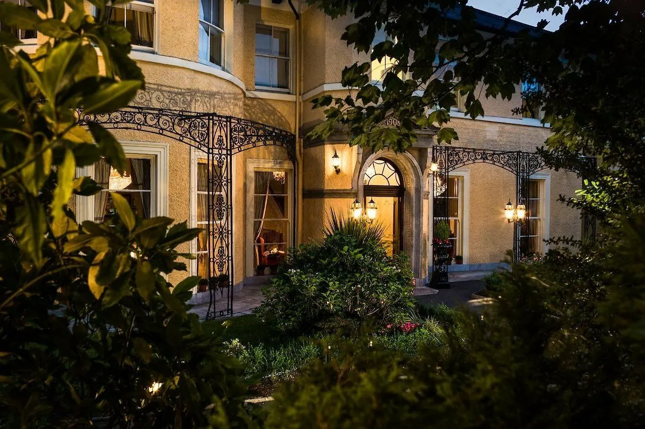 Cork'S Vienna Woods Hotel & Villas 4*, Cork Ireland